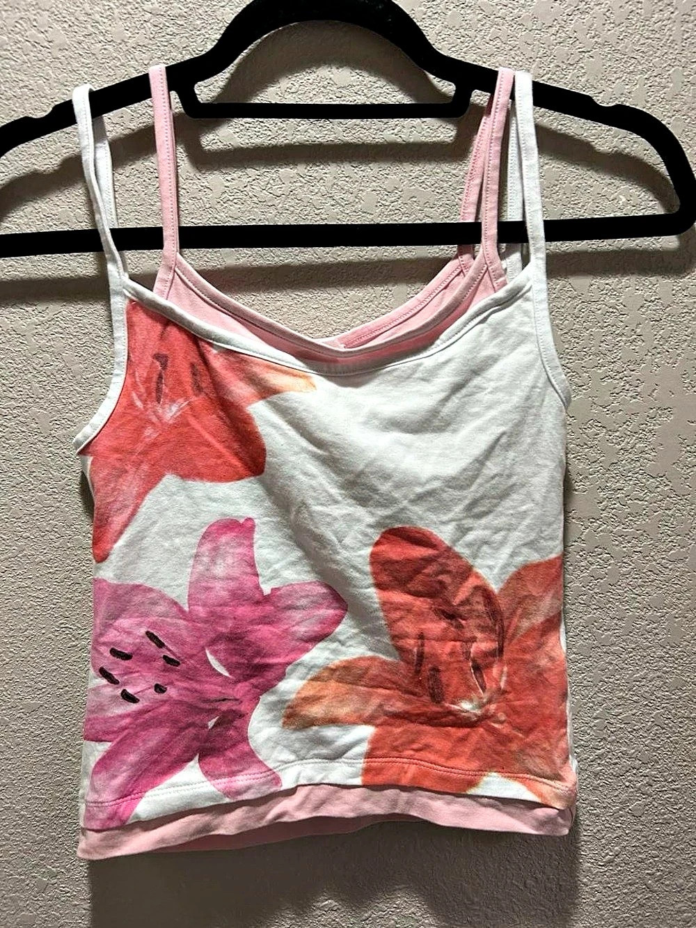 Vixen Floral Tank Top in White & Pink Size XS
